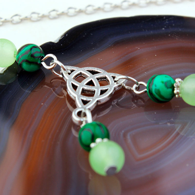 Witchcraft Irish Knot Chain Pagan Peacock Lvzhu